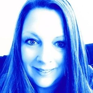 Meet your Posher, Carolyn